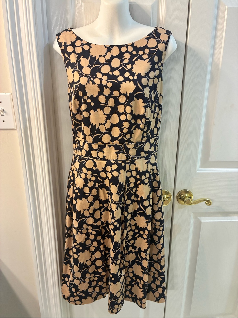 Talbots Black and Tan Floral Fit & Flare Dress SZ 8
